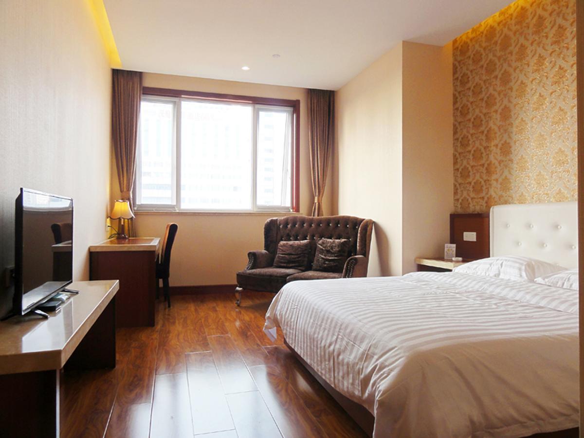 Hua Qi Kaiserdom Hotel Zhongshan Road St Michael'S Cathedral And Zhanqiao Pier Qingdao Exterior foto